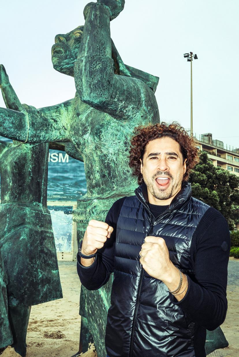 Auteur d'une carrière atypique, qui l'a vu voyager partout en Europe, le Mexicain a rebondi au nord de Porto pour repousser un peu plus les limites de son sport. (V. Mercier/L'Équipe)