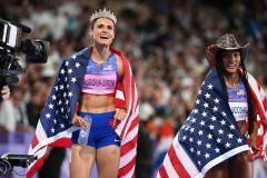 Impériale, Sydney McLaughlin-Levrone est devenue jeudi la première femme à conserver son titre olympique sur 400 m haies. (A. Mounic/L'Équipe)
