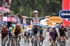 Kaden Groves a remporté la 20e victoire de sa carrière, ce jeudi, lors de la 6e étape du Giro. (T. Pelagalli/Sprintcyclingagency©2025)