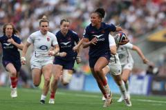 Kelly Arbey, sur le 4e essai des Bleues. (Charlotte Wilson/L'Équipe)