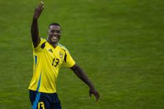 La joie ne quitte plus Ken Sema depuis son triplé avec la Suède contre l'Algérie. (Svensk fotboll)