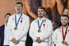 Les athlètes ont savouré la dernière soirée de Paris 2024. (Victor Joly/L'Equipe)