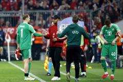 Manuel Neuer est sorti blessé ce mercredi soir. (Heiko Becker/Reuters)