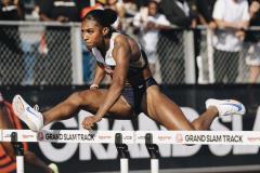 Masai Russell pendant son 100 m haies canon. (G. Mobuchon/Presse Sports)