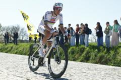 Pogacar s'attaque à un défi pour lequel il ne part pas favori, mais il se pourrait bien qu'il brille encore. (E. Garnier/L'Équipe)