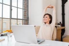 Prendre soin de son dos au travail. (Shutterstock)