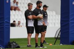 Ronan O'Gara (à gauche) et Grégory Patat ont travaillé ensemble à La Rochelle, sous la direction de Jono Gibbes (en arrière-plan). (R. Perrocheau/L'Équipe)