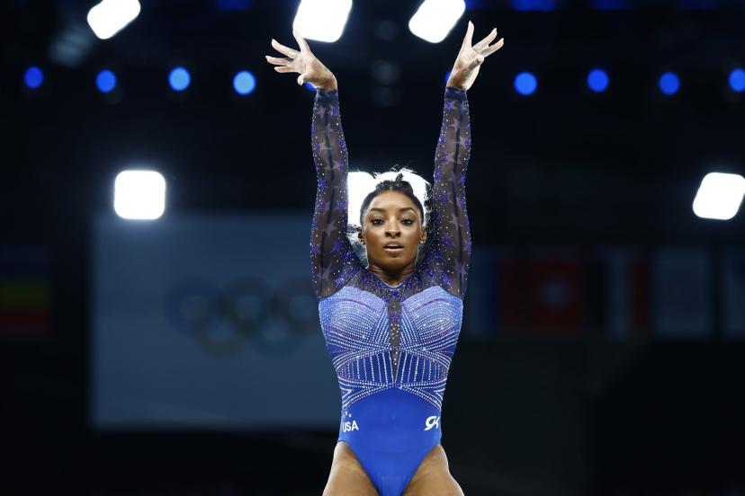 Simone Biles est entrée dans le cercle très fermé des gymnastes femmes avec deux médailles d'or olympique au concours individuel. (E. Garnier/L'Équipe)