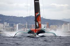 Team New Zealand lors des régates de ce vendredi à Barcelone. (Albert Gea/Reuters)