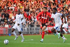 Thibault Rambaud avec Boulogne-sur-Mer face à Châteauroux, le 16 mai. (Anthony Dibon/Icon sport)