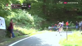 Simon Yates prend le maillot rose à Isaac Del Toro à la veille de l'arrivée, Chris Harper vainqueur à Sestrières